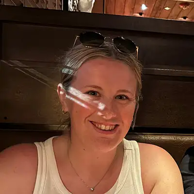 ellen russell full photo